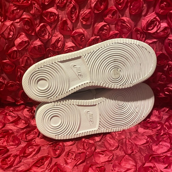 Nike Court Vision Low Women's Sneakers - Picture 7 of 11